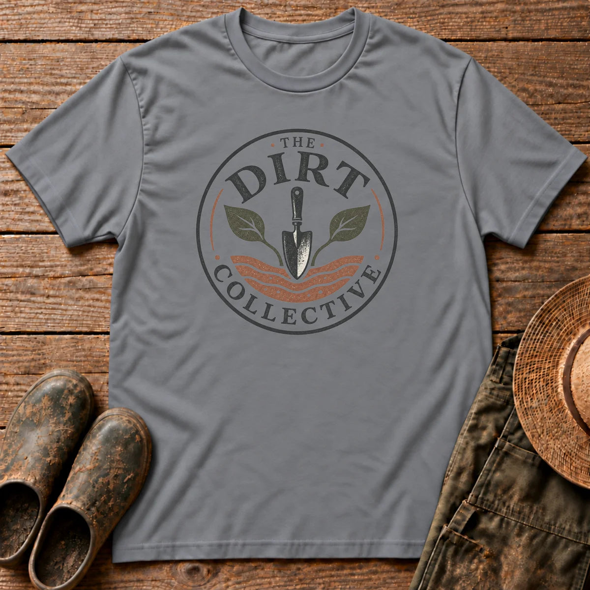 Dirt Club Badge T-shirt